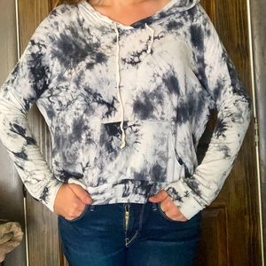 Light tie dye long sleeve top with hood